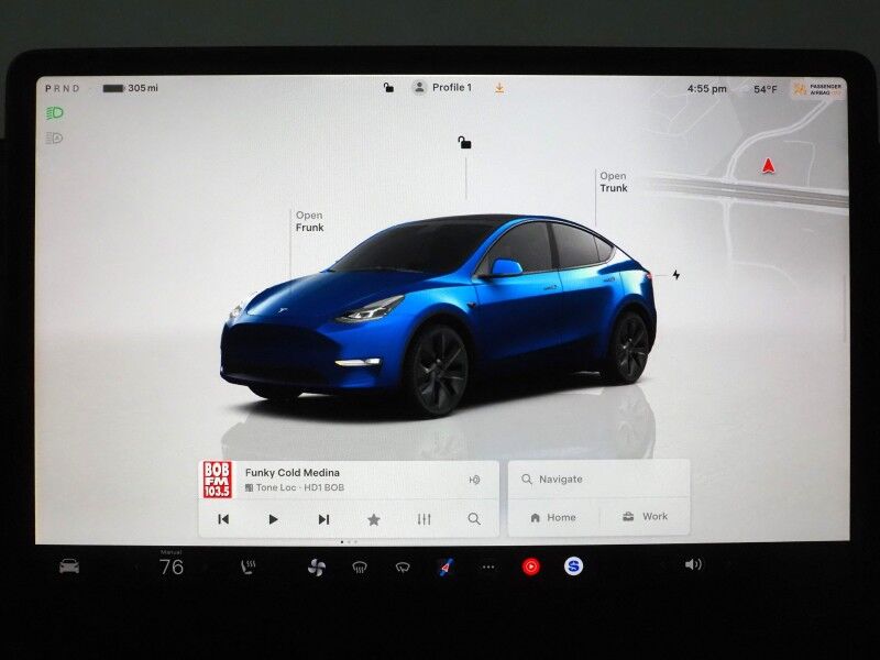 2025 Tesla Model Y Long Range RWD *AUTOPILOT, NAVIGATION, SAFETY ALERTS, ADAPTIVE CRUISE, SURROUND VIEW CAMERAS, PANORAMA GLASS ROOF, HEATED SEATS/STEERING WHEEL, WIRELESS CHARGING Round Rock TX