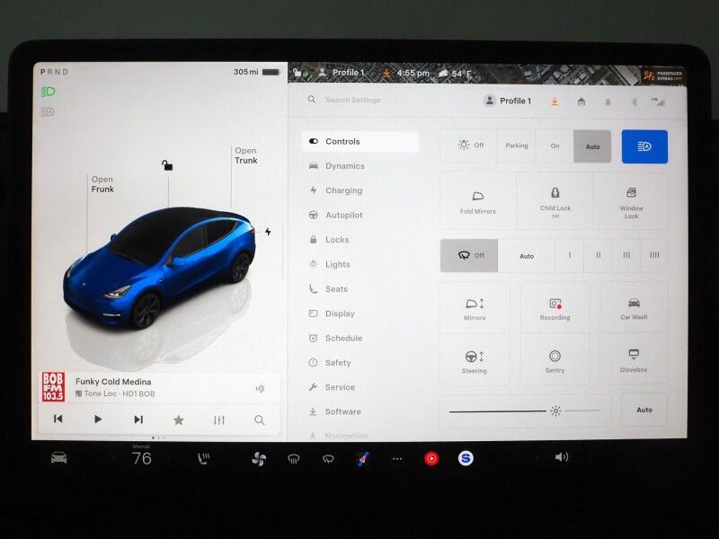 2025 Tesla Model Y Long Range RWD *AUTOPILOT, NAVIGATION, SAFETY ALERTS, ADAPTIVE CRUISE, SURROUND VIEW CAMERAS, PANORAMA GLASS ROOF, HEATED SEATS/STEERING WHEEL, WIRELESS CHARGING Round Rock TX