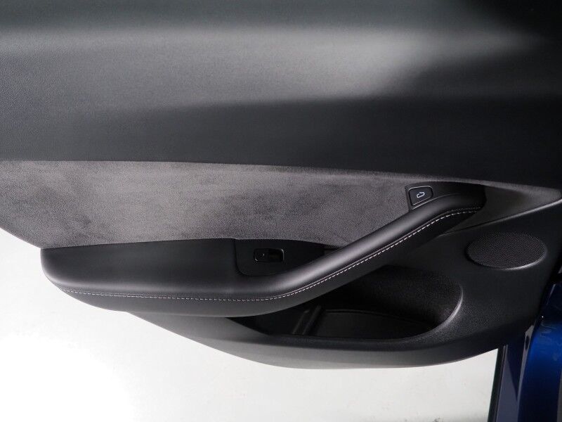 2025 Tesla Model Y Long Range RWD *AUTOPILOT, NAVIGATION, SAFETY ALERTS, ADAPTIVE CRUISE, SURROUND VIEW CAMERAS, PANORAMA GLASS ROOF, HEATED SEATS/STEERING WHEEL, WIRELESS CHARGING Round Rock TX