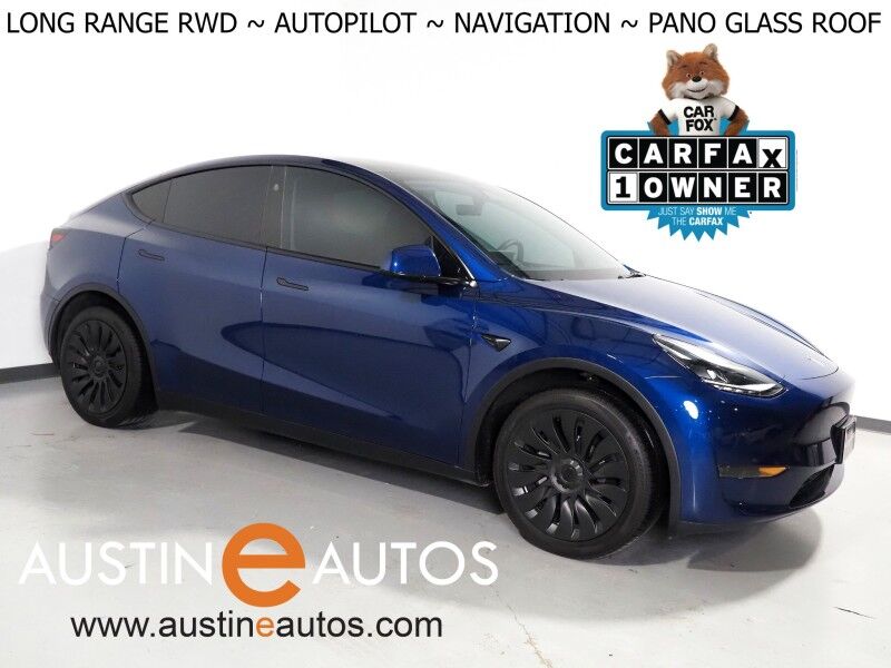 2025 Tesla Model Y Long Range RWD *AUTOPILOT, NAVIGATION, SAFETY ALERTS, ADAPTIVE CRUISE, SURROUND VIEW CAMERAS, PANORAMA GLASS ROOF, HEATED SEATS/STEERING WHEEL, WIRELESS CHARGING