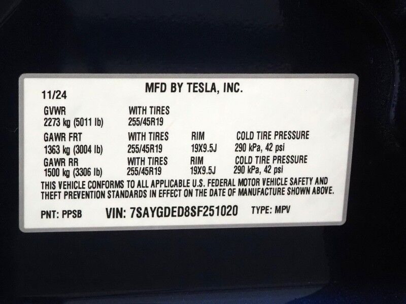 2025 Tesla Model Y Long Range RWD *AUTOPILOT, NAVIGATION, SAFETY ALERTS, ADAPTIVE CRUISE, SURROUND VIEW CAMERAS, PANORAMA GLASS ROOF, HEATED SEATS/STEERING WHEEL, WIRELESS CHARGING Round Rock TX