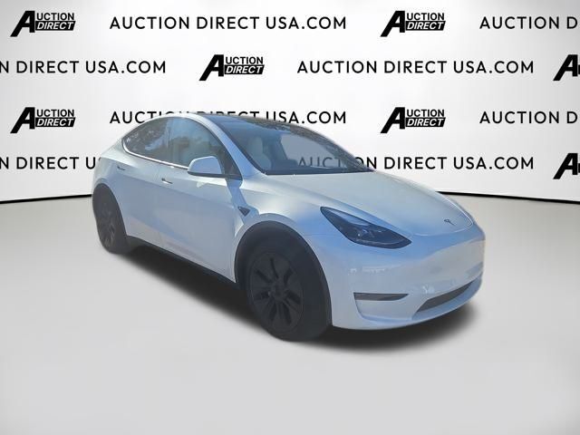 2025 Tesla Model Y Long Range