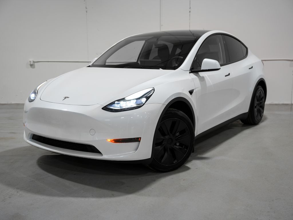 2025 Tesla Model Y