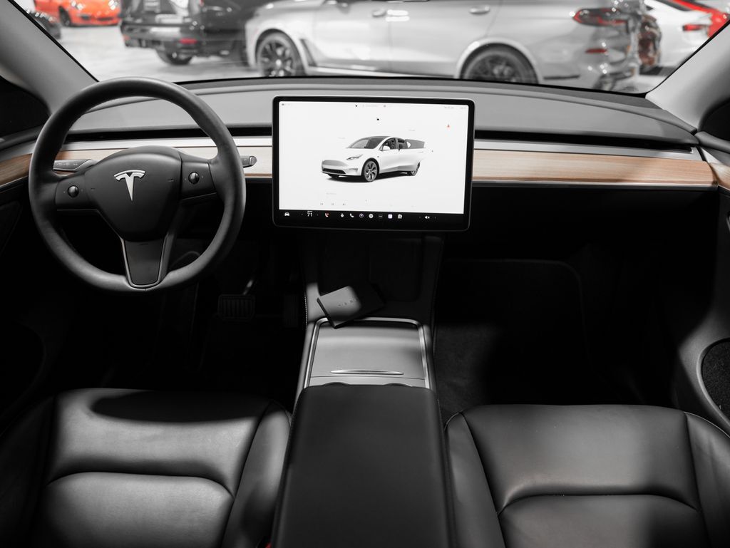 2025 Tesla Model Y Long Range Tigard OR