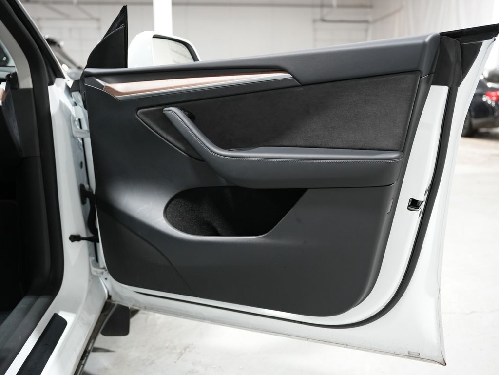 2025 Tesla Model Y Long Range Tigard OR