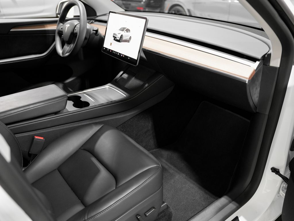 2025 Tesla Model Y Long Range Tigard OR