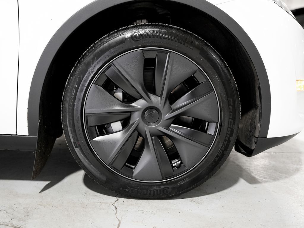 2025 Tesla Model Y Long Range Tigard OR