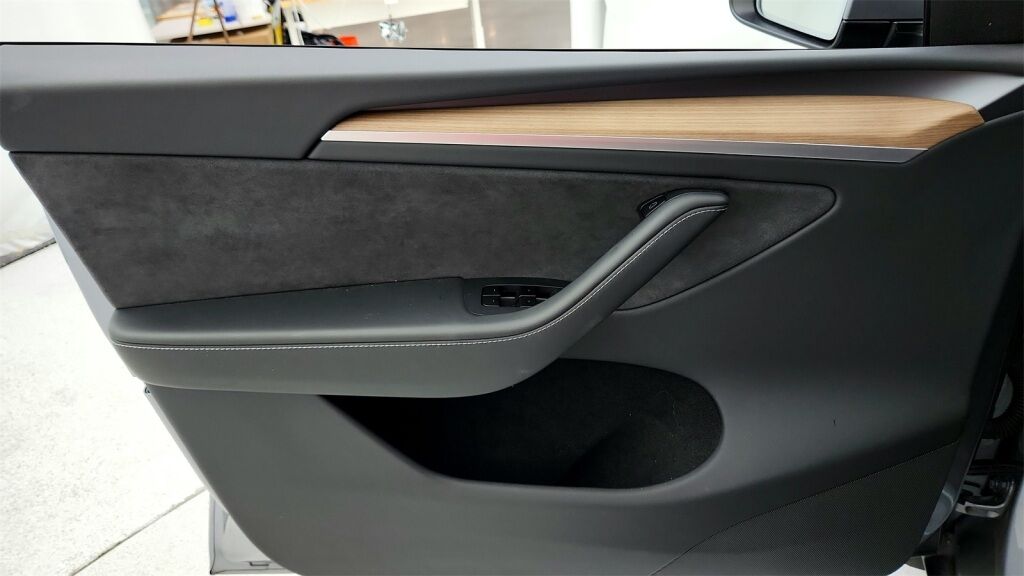 2025 Tesla Model Y Long Range Laurel MD