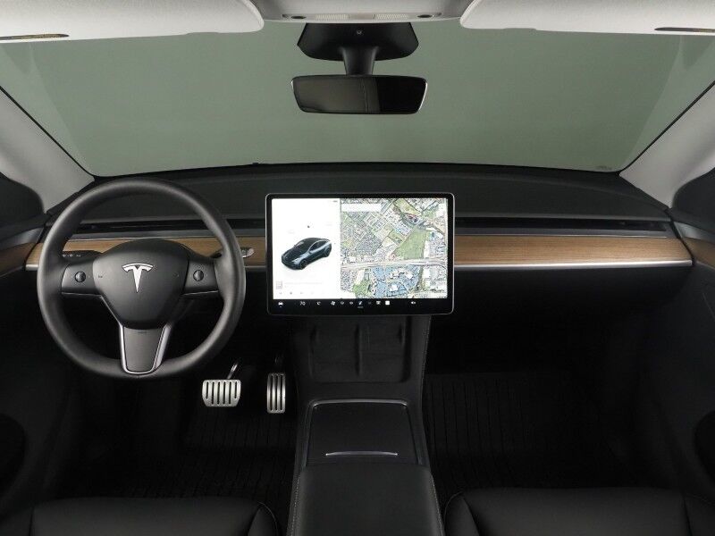 2025 Tesla Model Y Performance AWD *AUTOPILOT, NAVIGATION, SAFETY ALERTS, ADAPTIVE CRUISE, SURROUND VIEW CAMERAS, PANORAMA GLASS ROOF, HEATED SEATS/STEERING, 21 INCH UBERTURBINE WHEELS, WIRELESS CHARGING