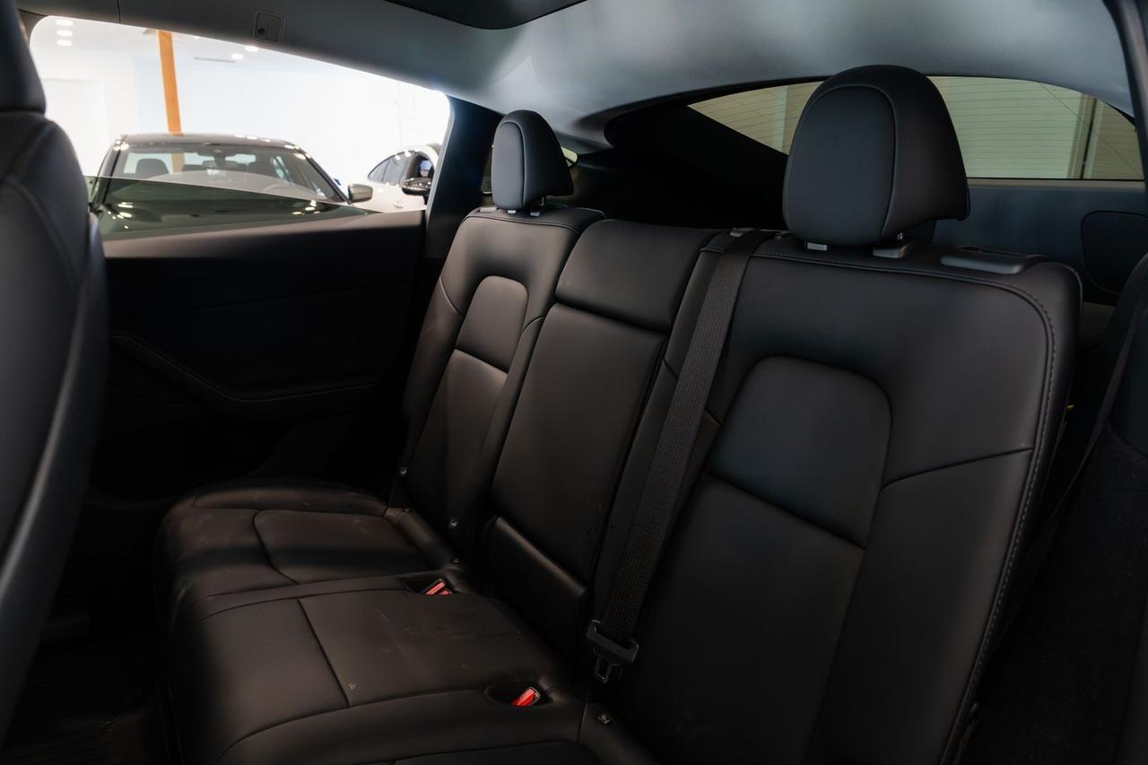 2025 Tesla Model Y Performance Gladstone OR