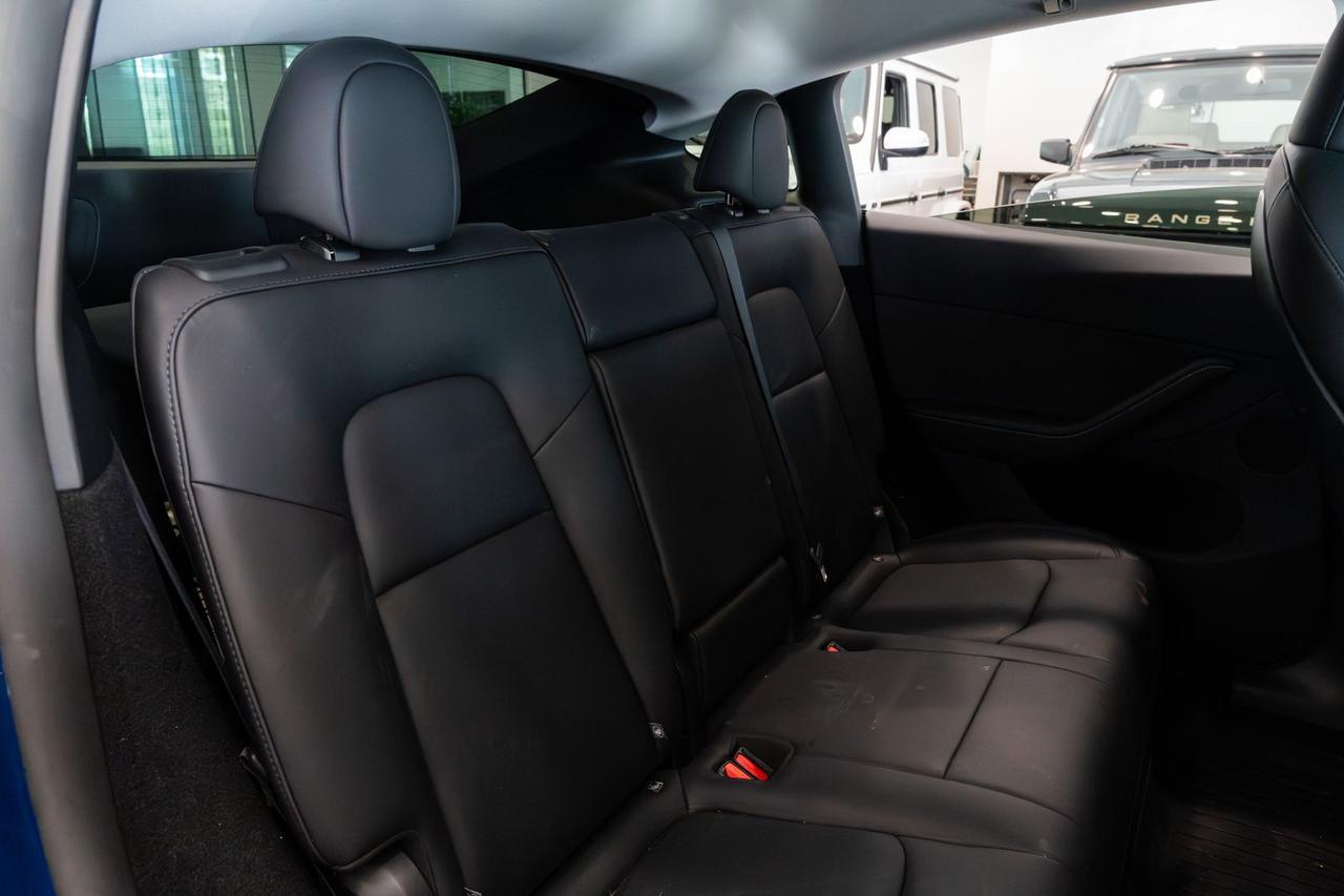 2025 Tesla Model Y Performance Gladstone OR