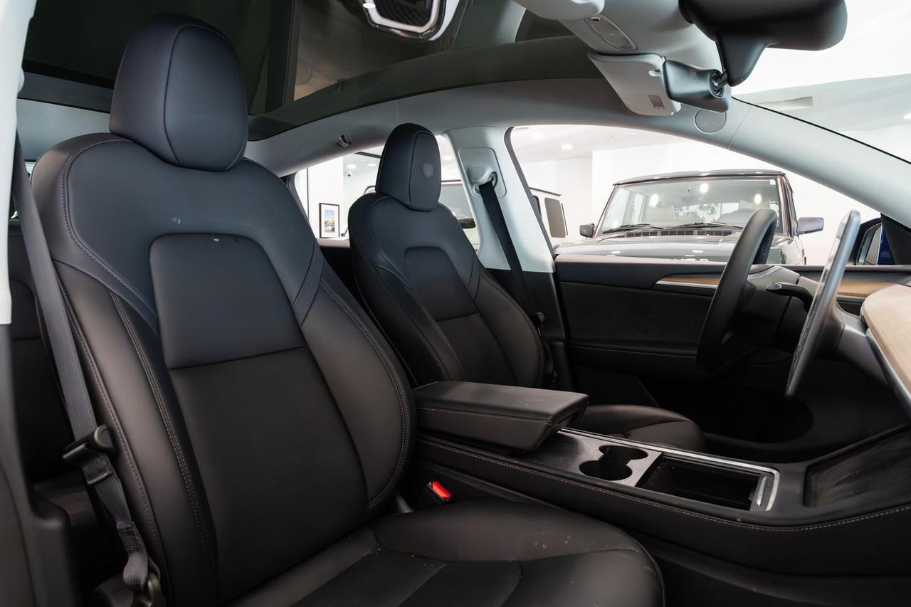 2025 Tesla Model Y Performance Gladstone OR