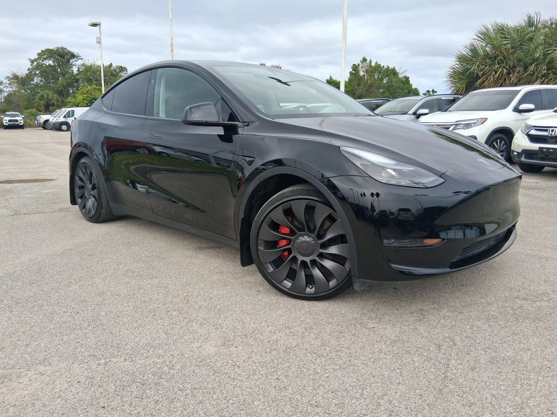 2025 Tesla Model Y Performance Sport Utility 4D