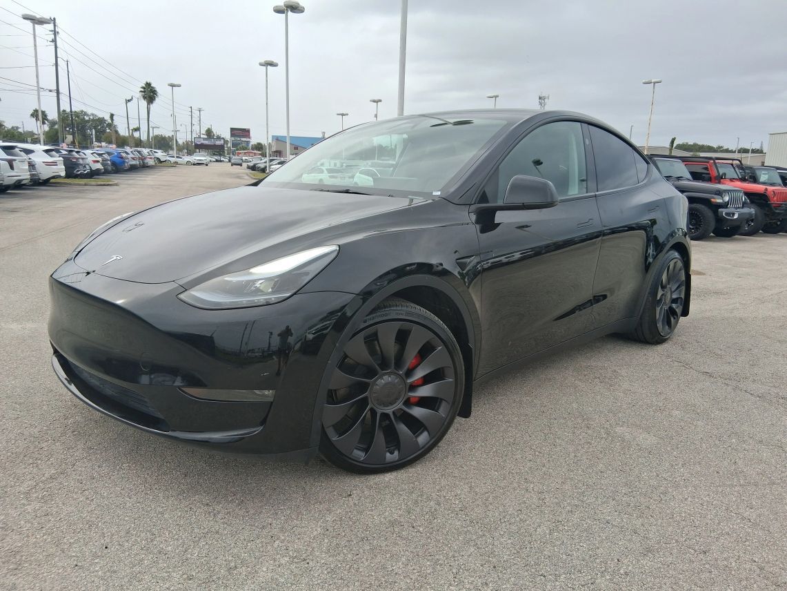 2025 Tesla Model Y Performance Sport Utility 4D