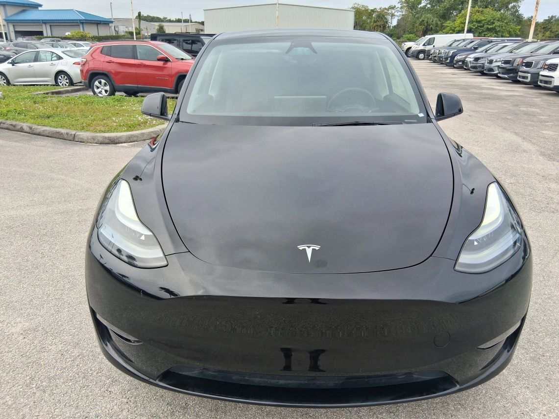 2025 Tesla Model Y Performance Sport Utility 4D