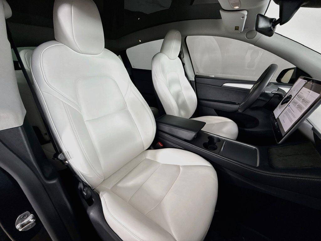 2025 Tesla Model Y Performance Willowbrook IL