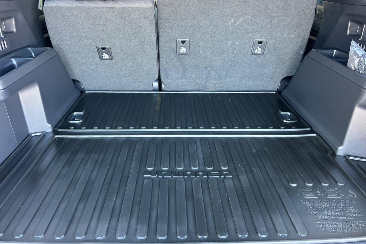 2025 Toyota 4Runner Hybrid TRD Off Road Roseville CA