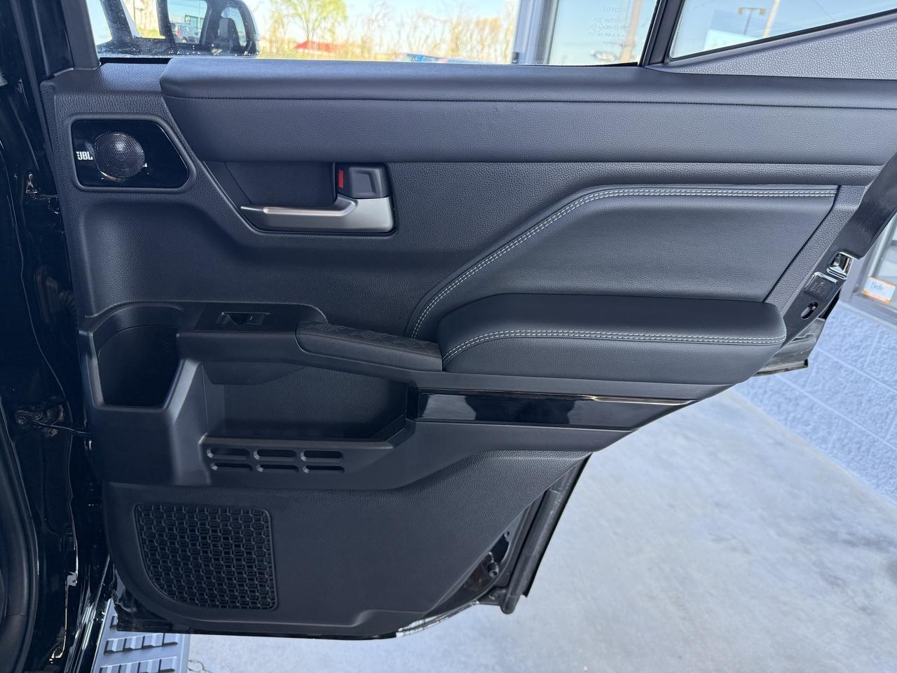 2025 Toyota 4Runner Limited - Photo 37