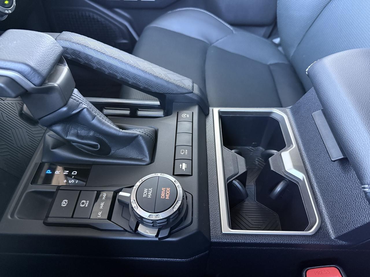 2025 Toyota 4Runner Limited - Photo 25