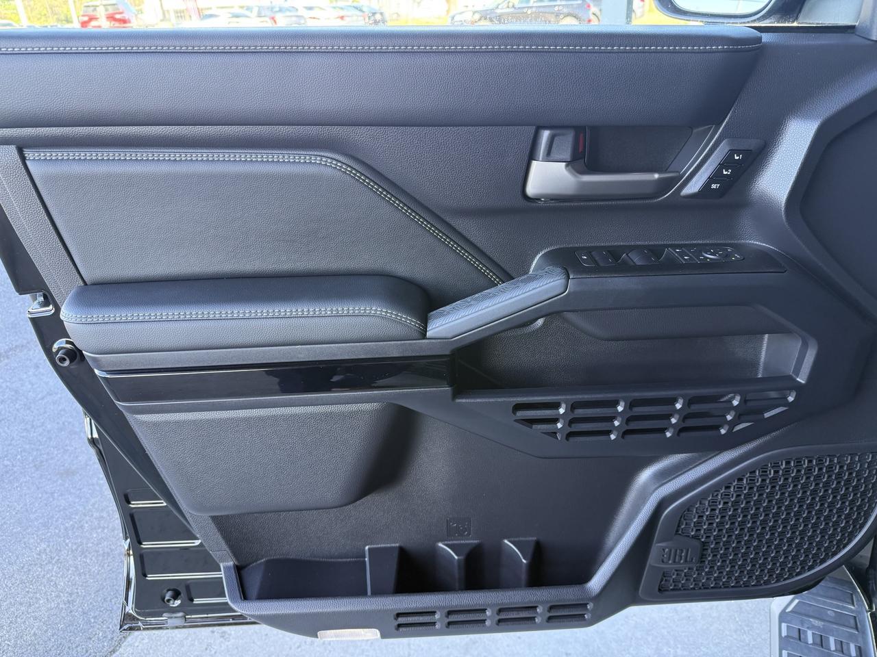 2025 Toyota 4Runner Limited - Photo 11