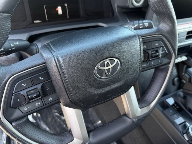 2025 Toyota 4Runner SR5  TX