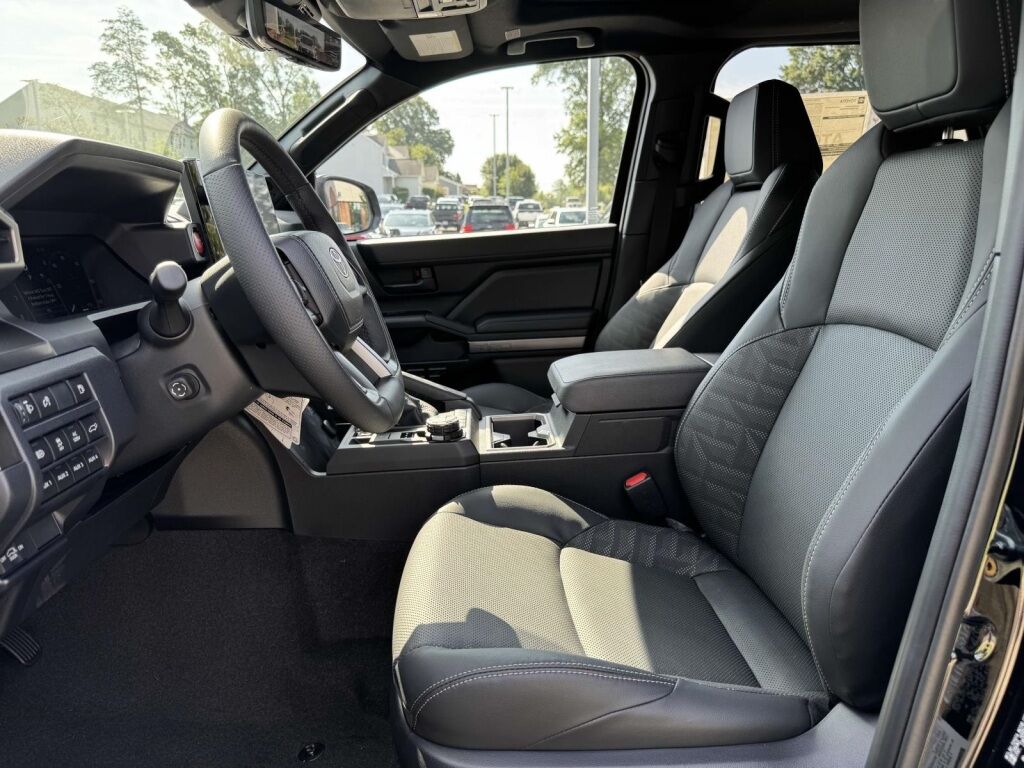 2025 Toyota 4Runner i-FORCE MAX Hybrid TRD Off-Road Premium Fredericksburg VA
