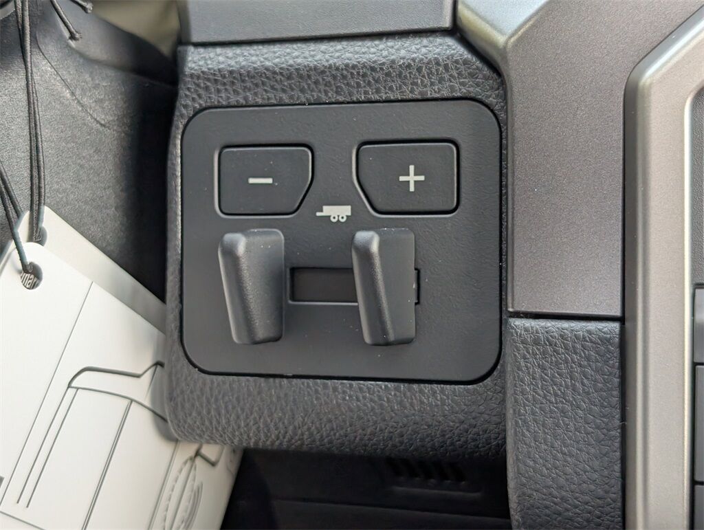 2025 Toyota 4Runner i-FORCE MAX Hybrid TRD Off-Road Premium
