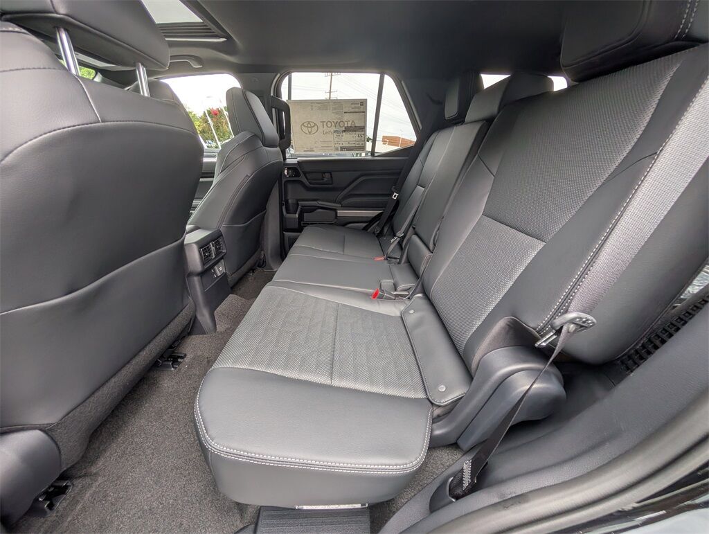 2025 Toyota 4Runner i-FORCE MAX Hybrid TRD Off-Road Premium