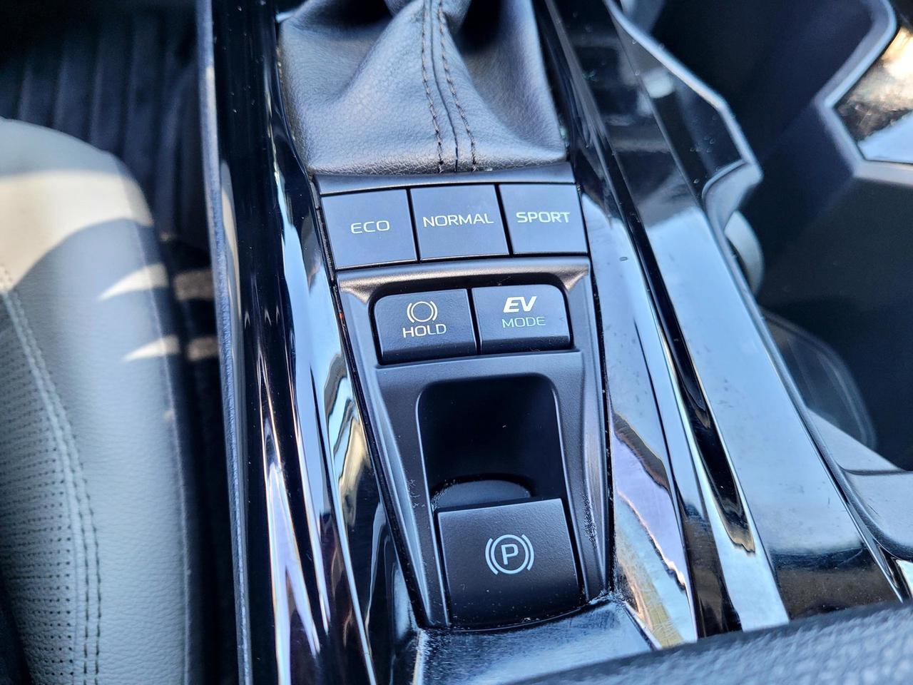 2025 Toyota CAMRY HYBRID XLE Vacaville CA