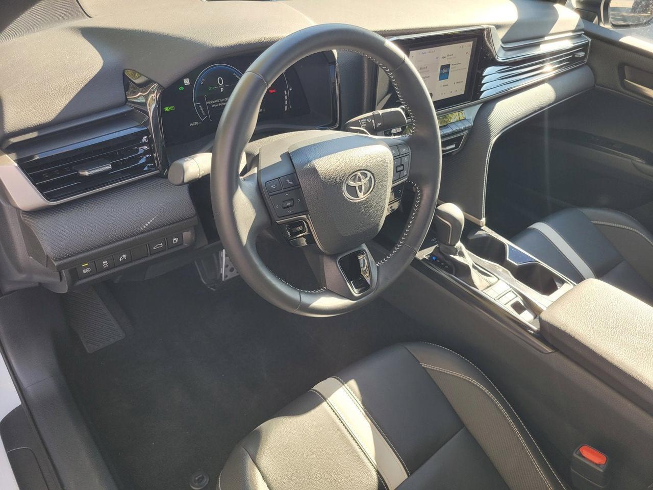2025 Toyota CAMRY SE Roseville CA