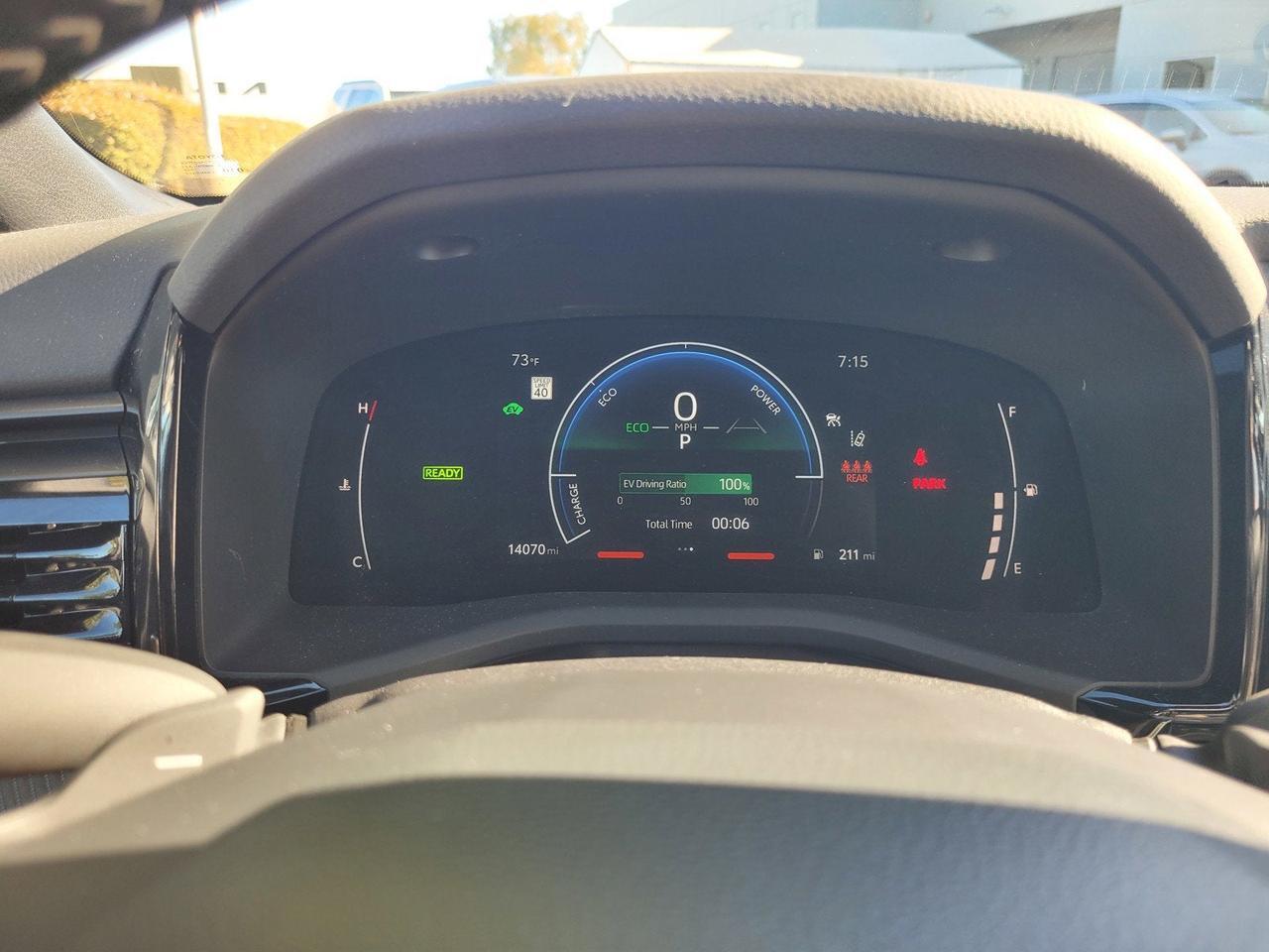 2025 Toyota CAMRY SE Roseville CA