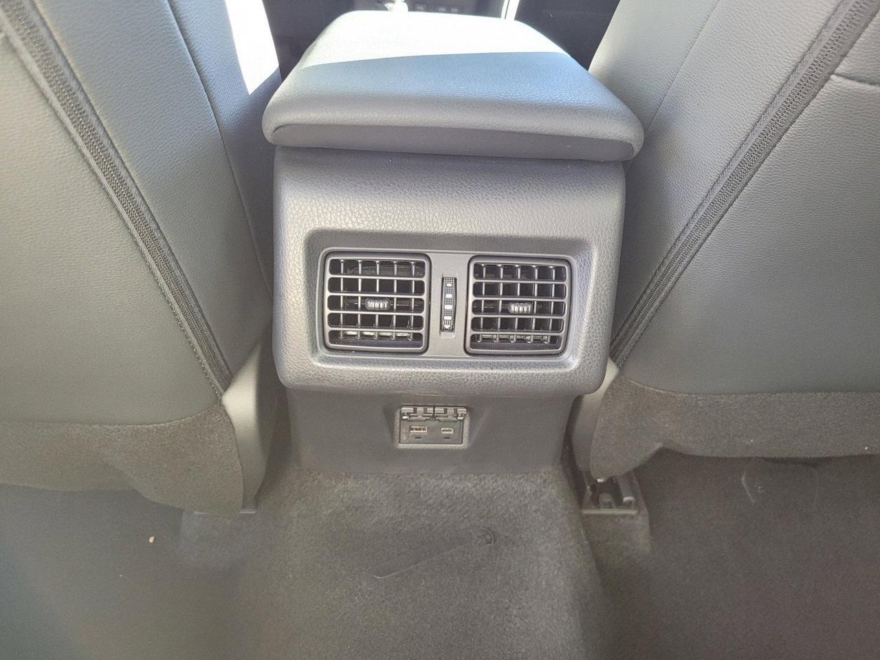 2025 Toyota CAMRY SE Roseville CA