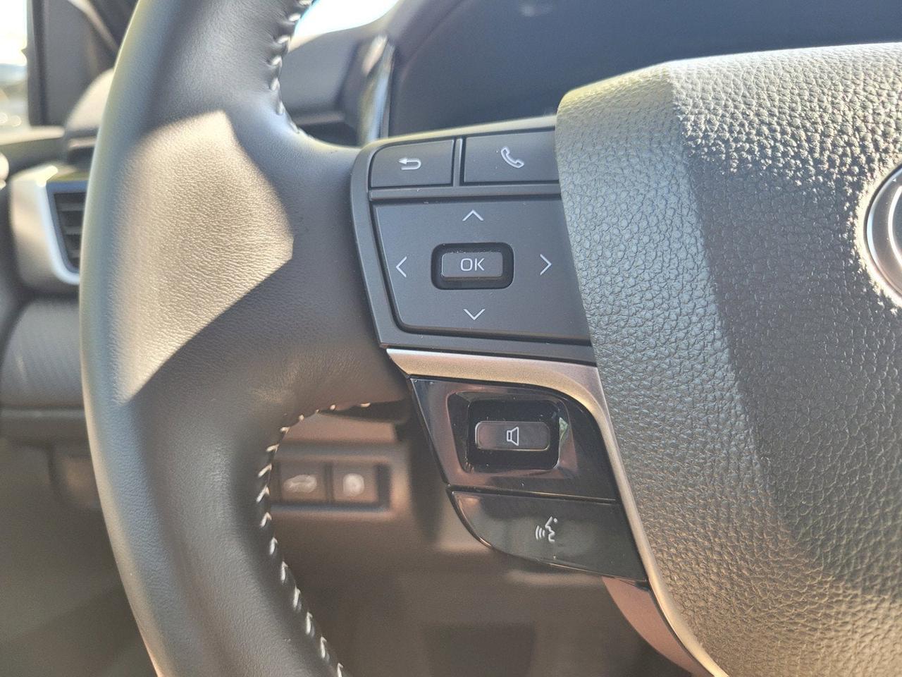 2025 Toyota CAMRY SE Roseville CA