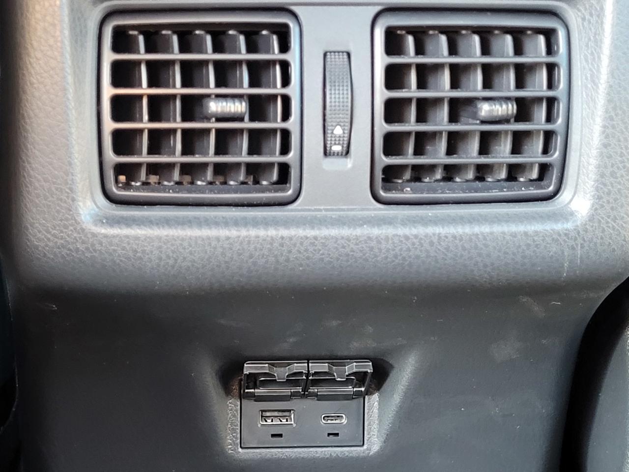 2025 Toyota CAMRY SE Vacaville CA