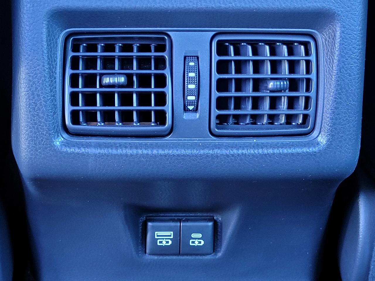 2025 Toyota CAMRY SE Vacaville CA