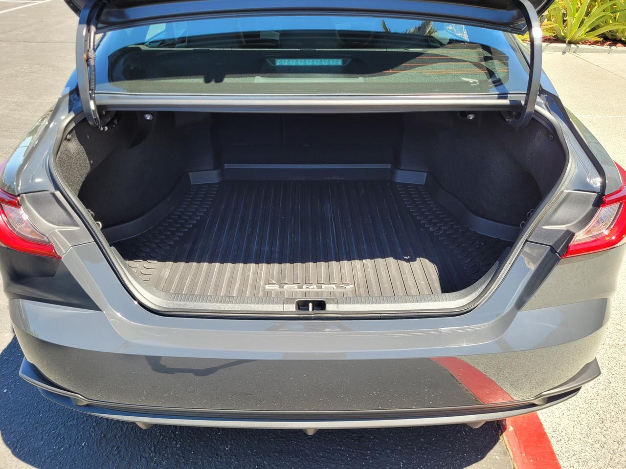 2025 Toyota CAMRY SE Vacaville CA