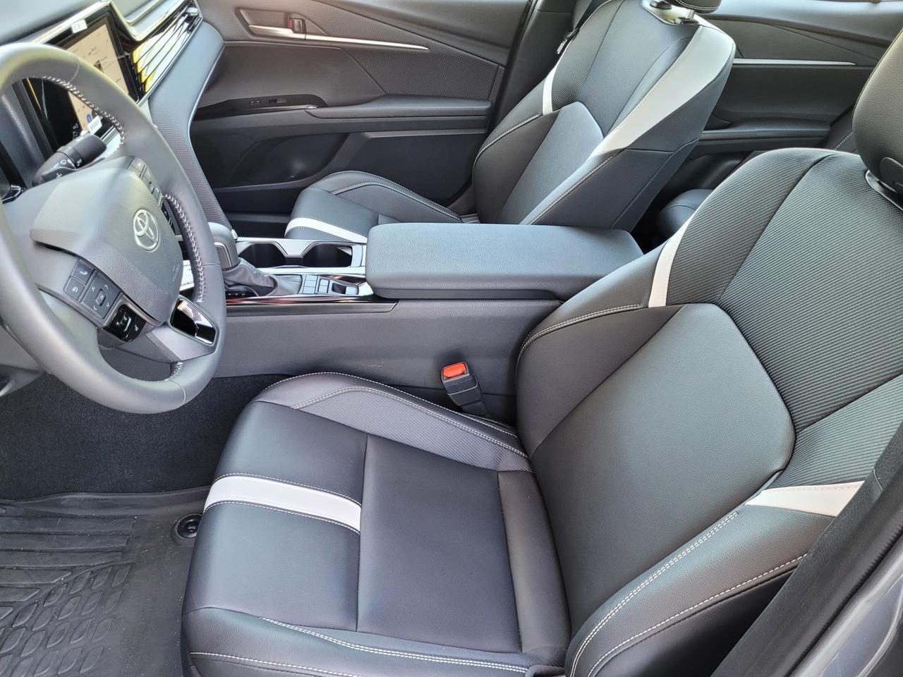 2025 Toyota CAMRY SE Vacaville CA