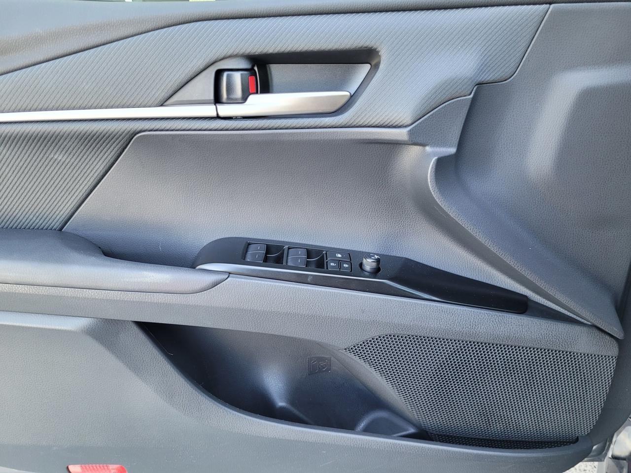 2025 Toyota CAMRY SE Vacaville CA