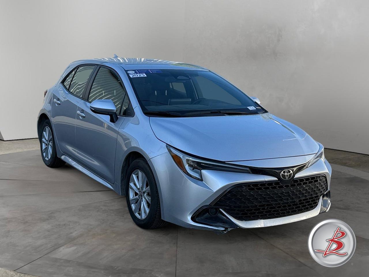 2025 Toyota COROLLA HATCHBACK SE