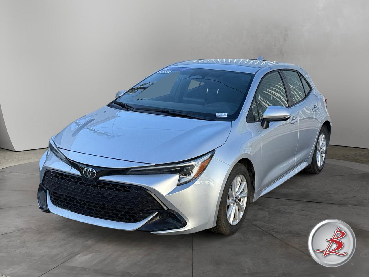 2025 Toyota COROLLA HATCHBACK SE