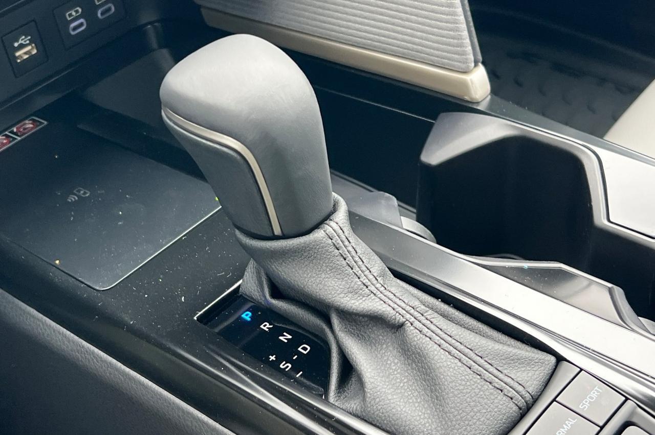 2025 Toyota Camry Ontario OR