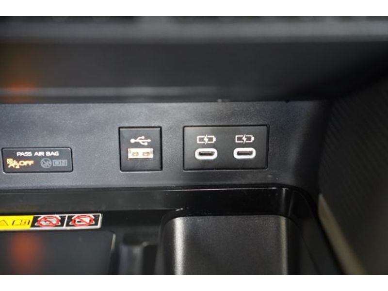 2025 Toyota Camry Hybrid SE Huntington UT