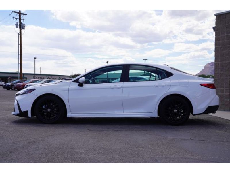 2025 Toyota Camry Hybrid SE Huntington UT