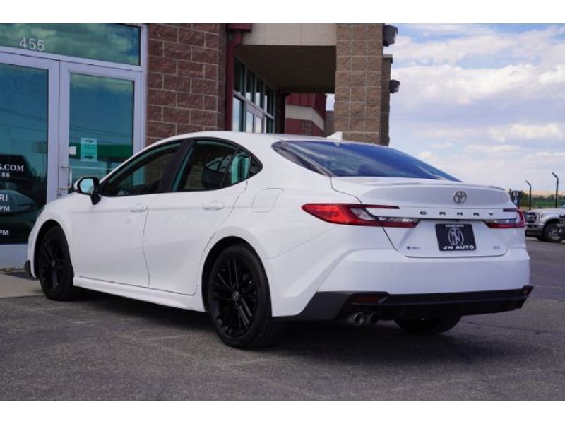 2025 Toyota Camry Hybrid SE Huntington UT