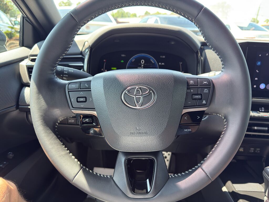 2025 Toyota Camry Hybrid SE Wilmington NC