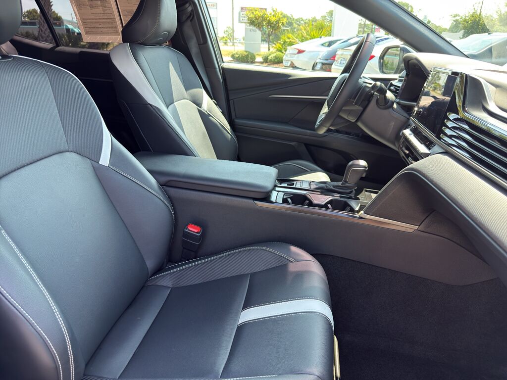 2025 Toyota Camry Hybrid SE Wilmington NC