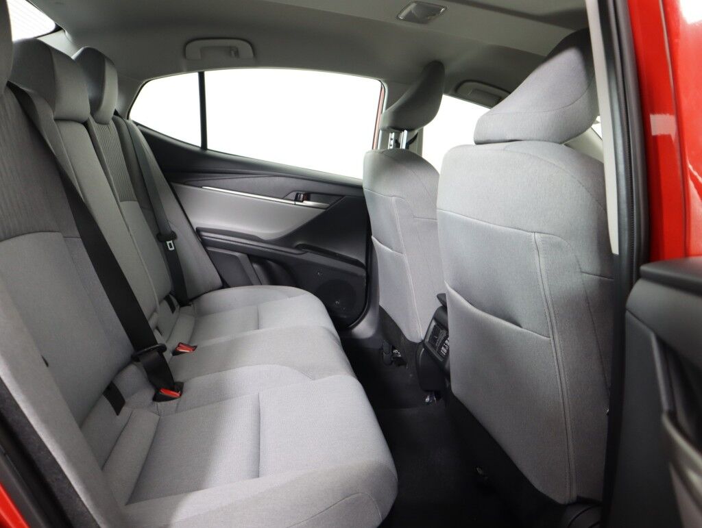 2025 Toyota Camry LE Hybrid AWD Maumee OH