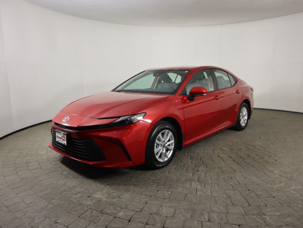 2025 Toyota Camry LE Hybrid AWD Maumee OH