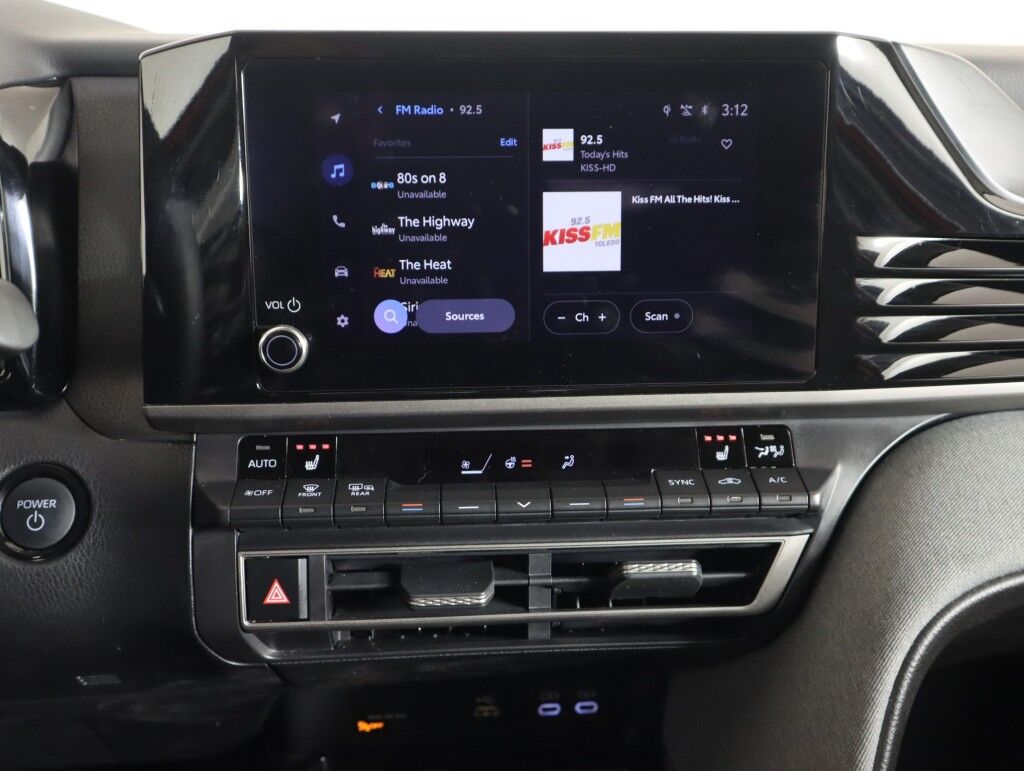 2025 Toyota Camry LE Hybrid AWD Maumee OH