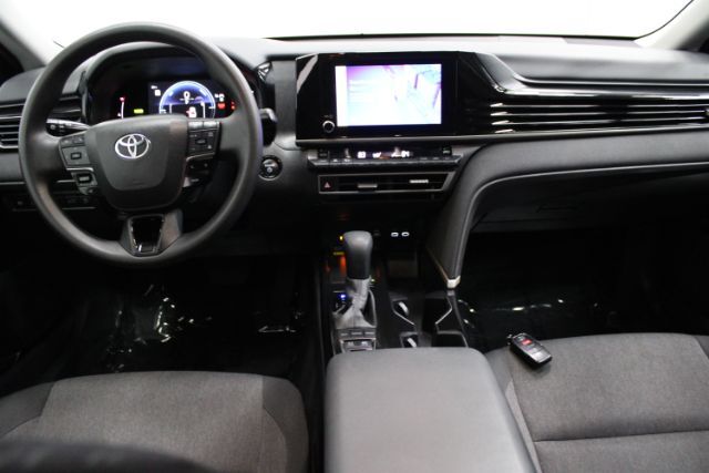 2025 Toyota Camry LE Hybrid